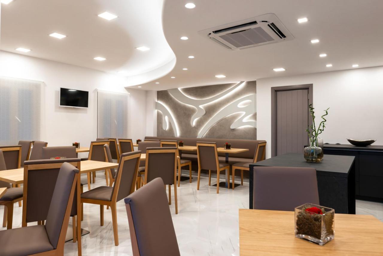 Deluxe Hotel Santorini Fira  Zewnętrze zdjęcie