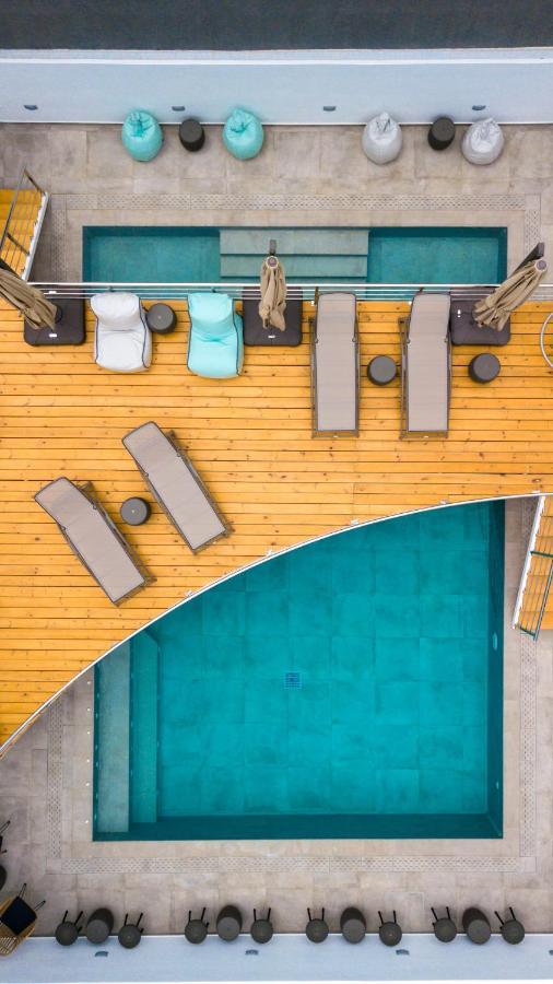 Deluxe Hotel Santorini Fira  Zewnętrze zdjęcie