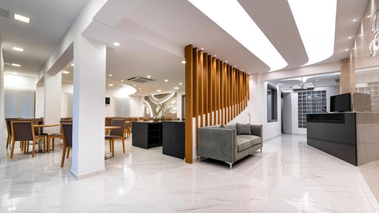 Deluxe Hotel Santorini Fira  Zewnętrze zdjęcie