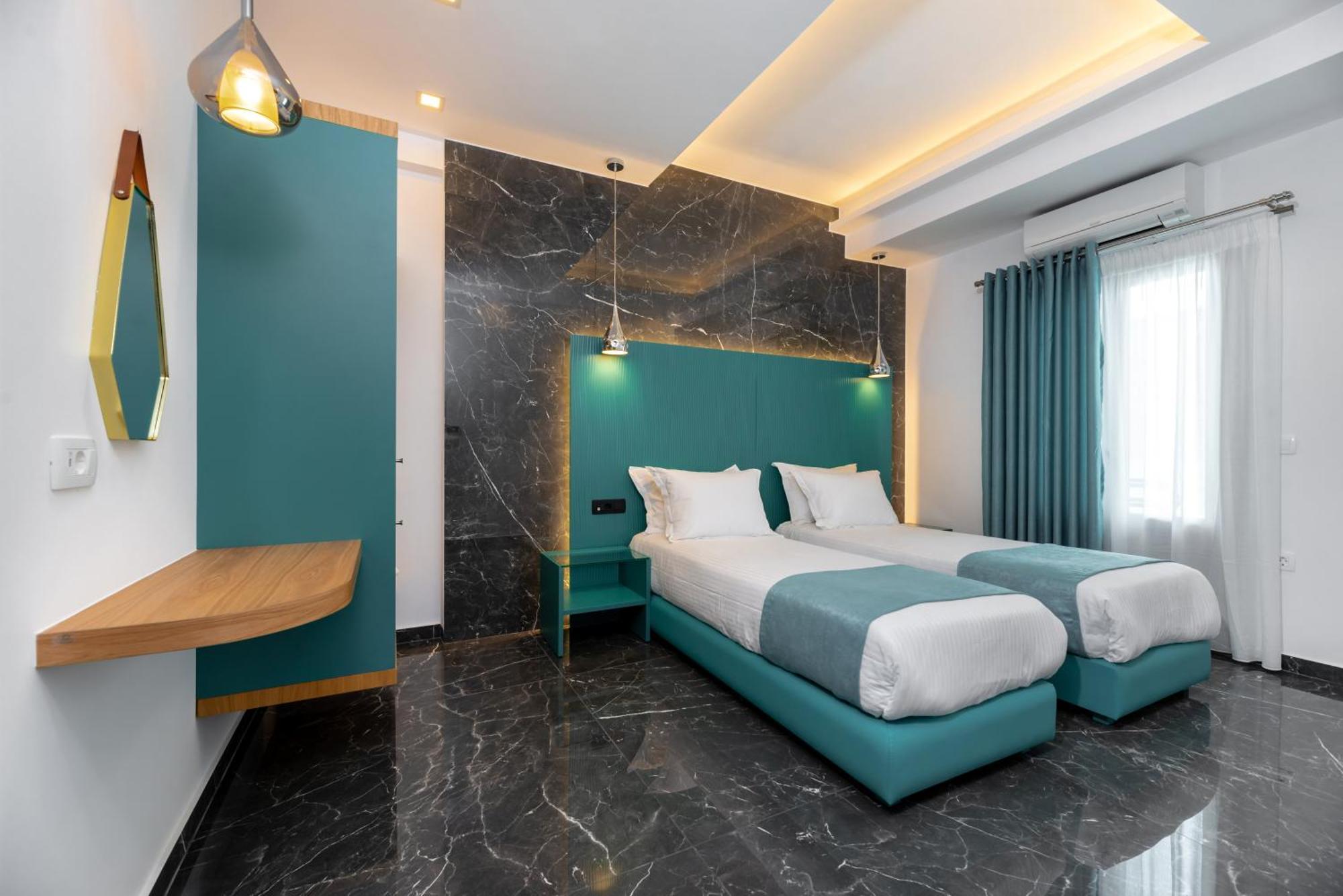 Deluxe Hotel Santorini Fira  Pokój zdjęcie
