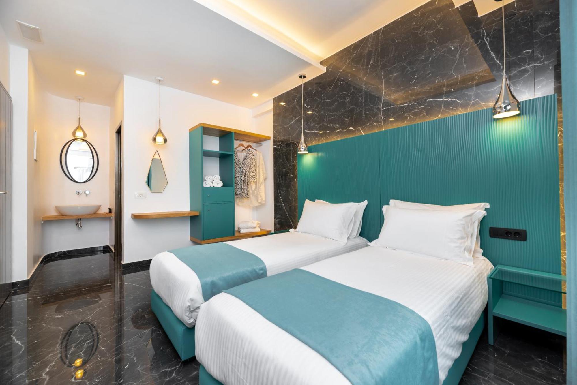 Deluxe Hotel Santorini Fira  Pokój zdjęcie